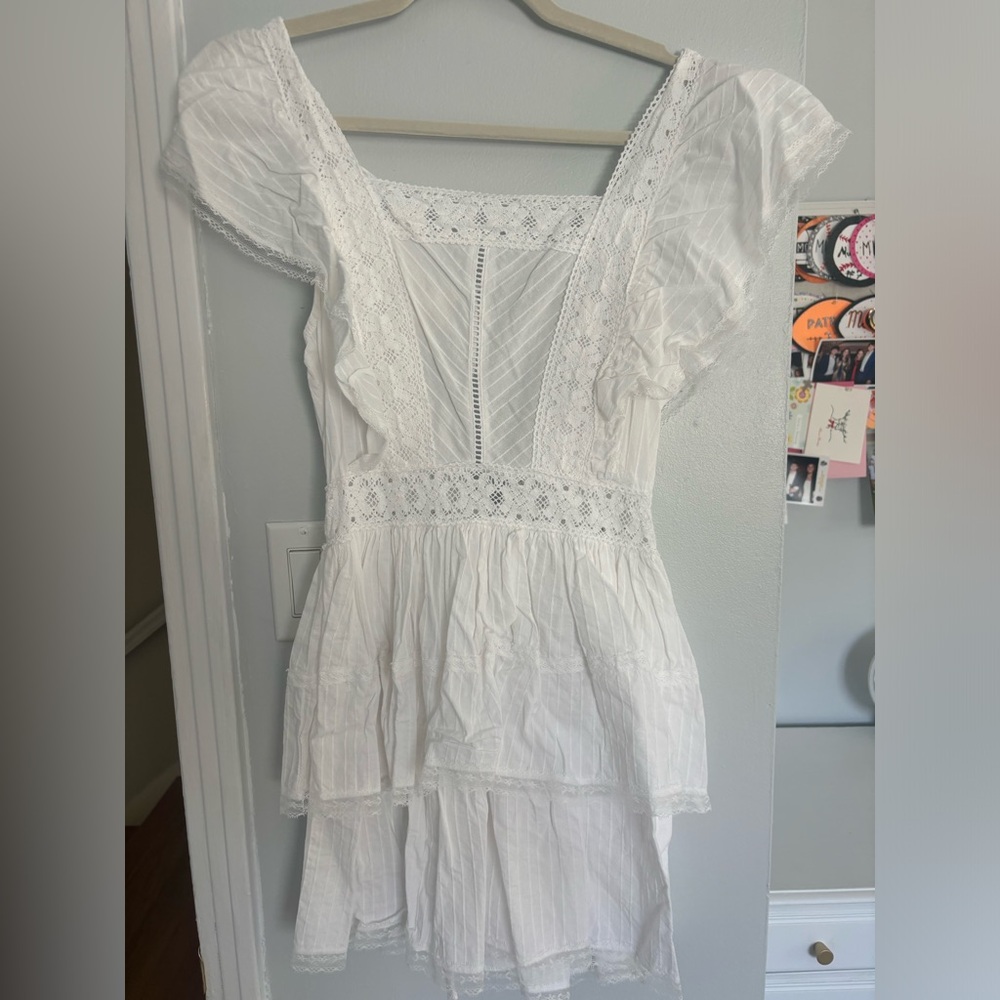 Elegant White Lace Dress